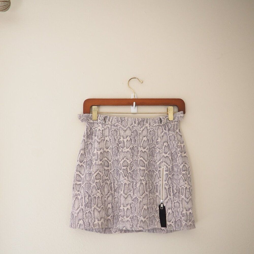 !! Free People Midnight Magic Snake Print Mini Skirt sz 0 - Picture 3 of 8